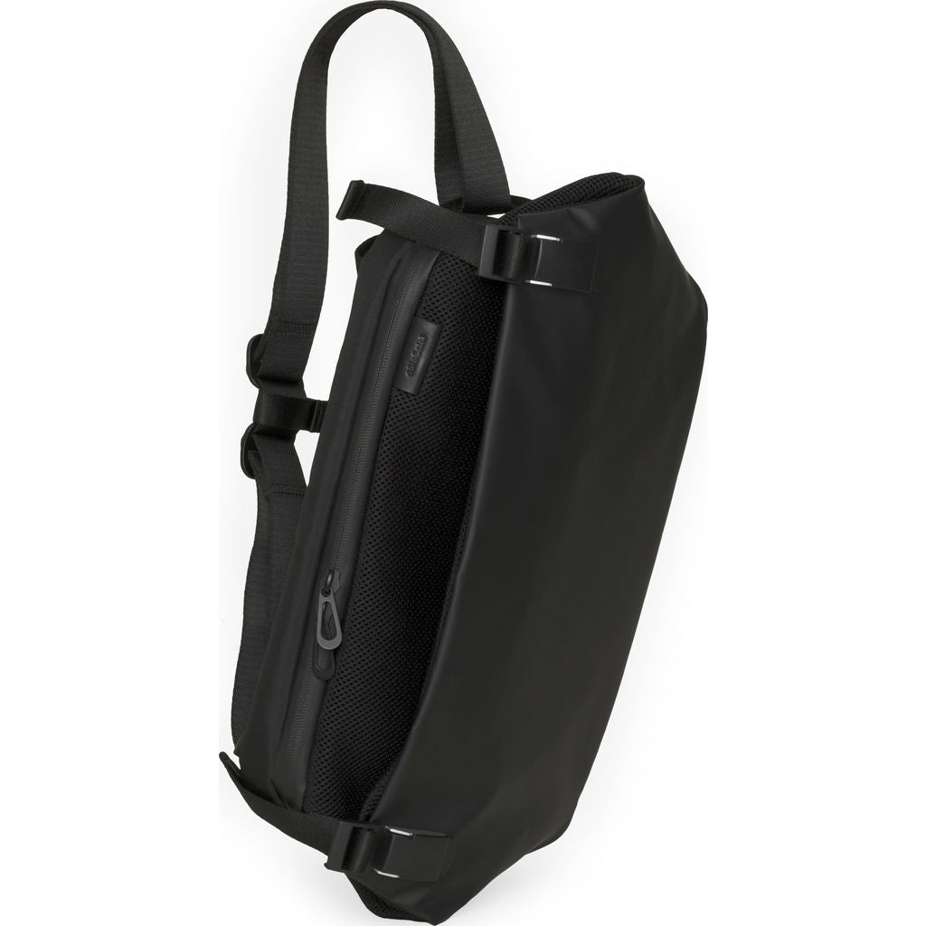 Cote&Ciel Riss Obsidian Sling Bag | Black