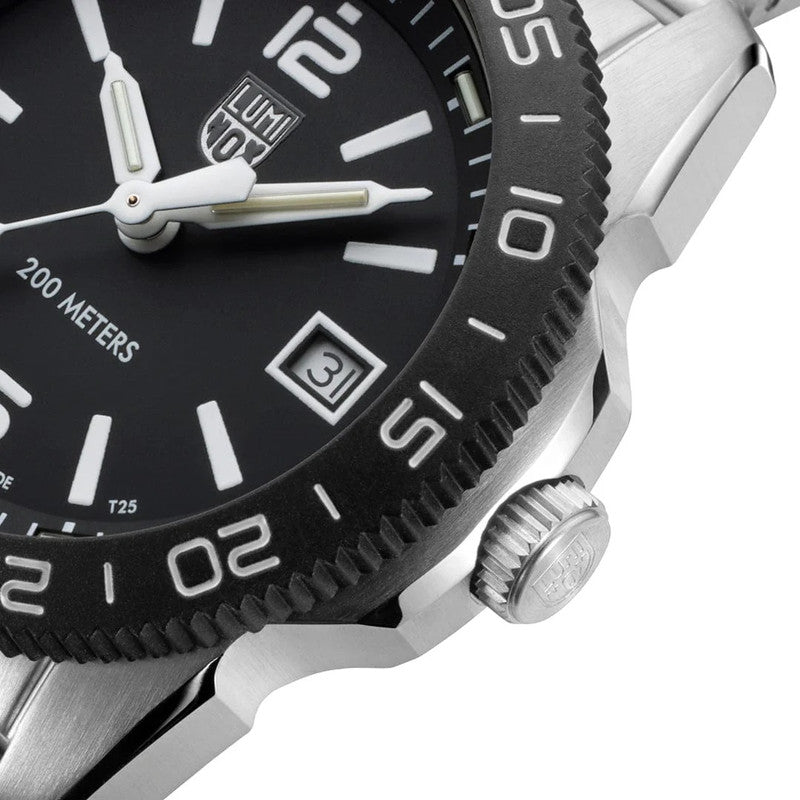 Luminox PACIFIC DIVER BLACK Watch | METT DIAL | STAINLESS STEEL METAL BAND