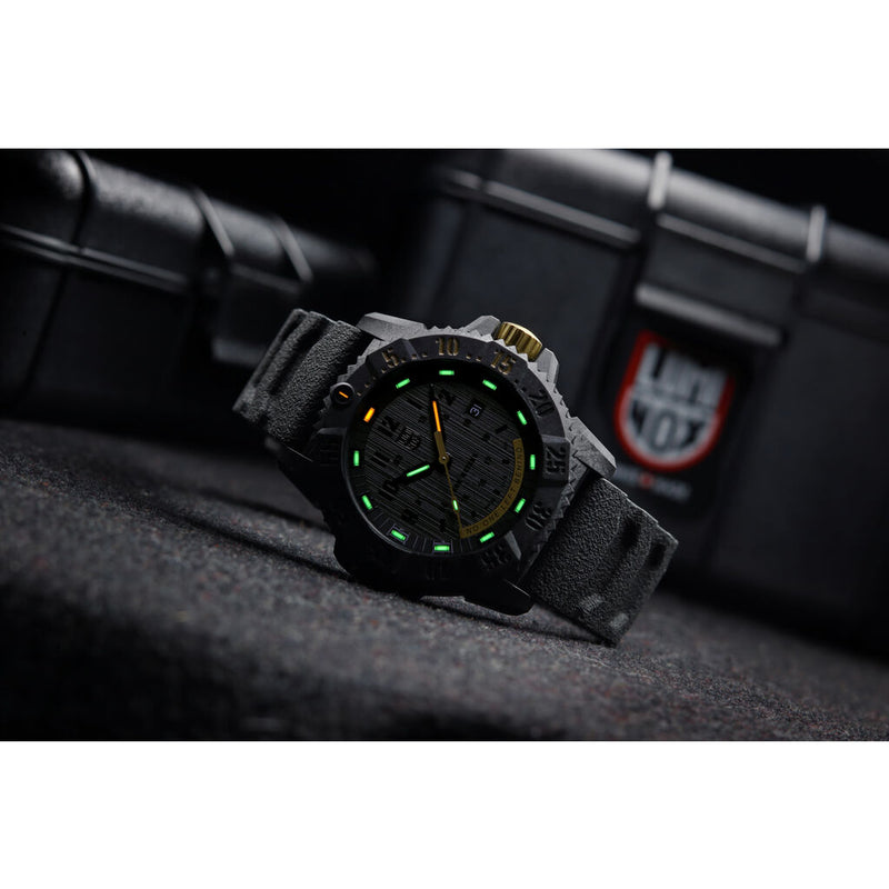 Luminox Master Carbon Seal 3800 Series 3805 Watch