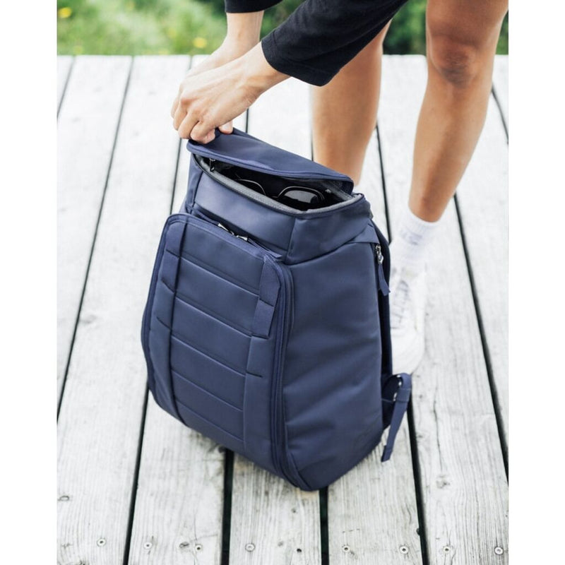 Db Journey Hugger Backpack | 25L Blue Hour