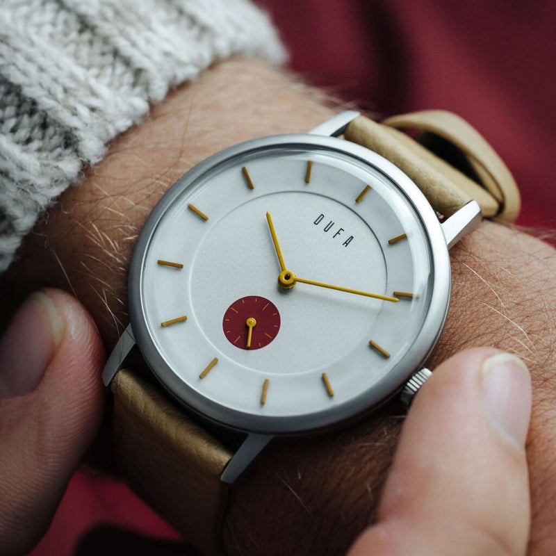 DuFa KRØYER SÆTTER LASSEN Watch | Stainless Steel White Dial Light Brown Band