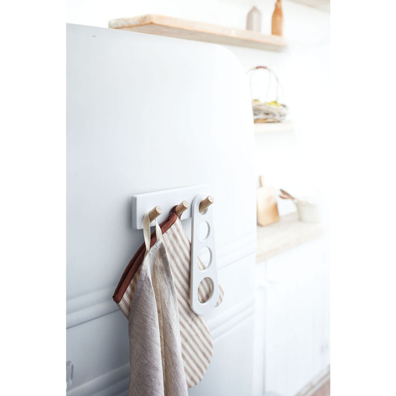 Yamazaki Tosca Magnet Wooden Peg Rack | White