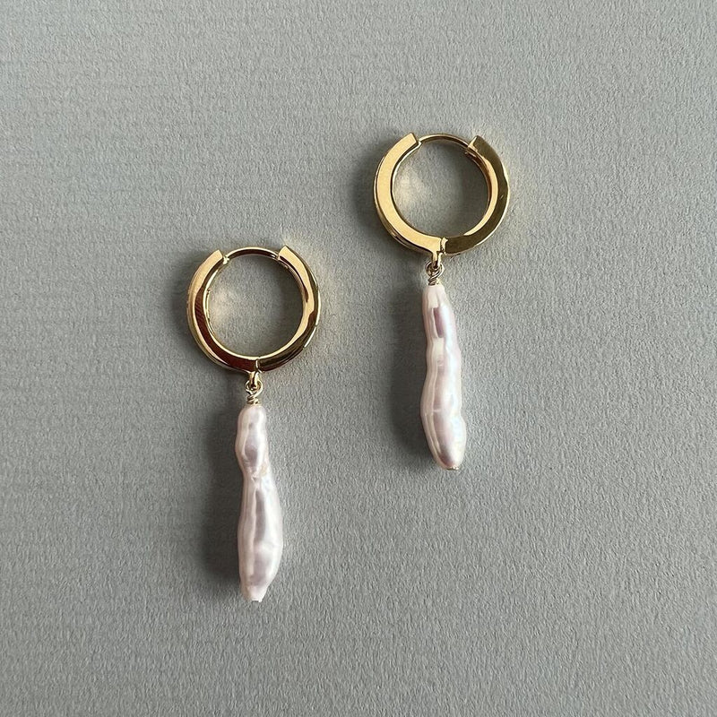 Astor & Orion Nora Huggie Earrings Gold