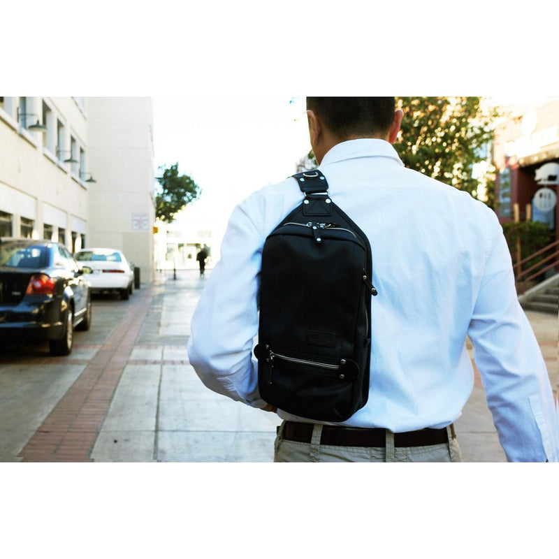 Harvest Label Urban Sling Pack | Black HFC-9002-BLK