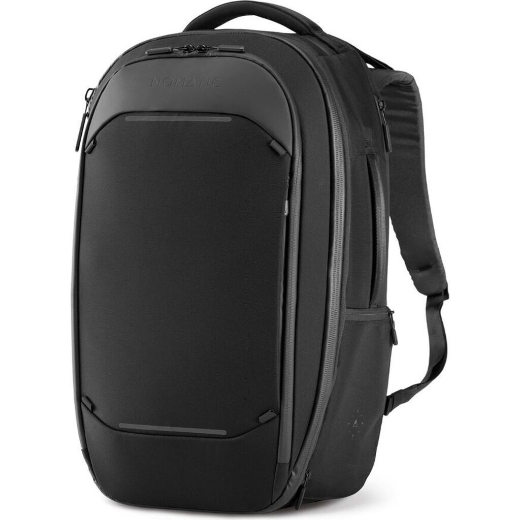 nomatic navigator travel backpack 32l