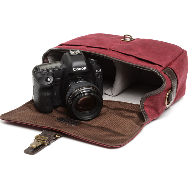 ONA Chelsea Saffiano Leather Camera Bag - Black – supply-theme-blue