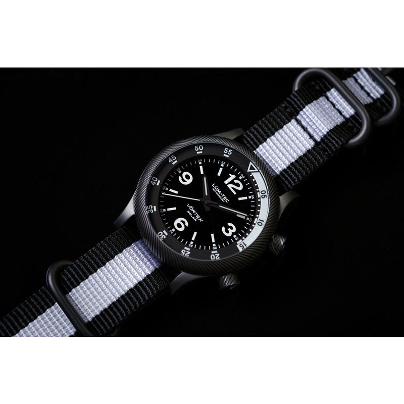 Lum-Tec Vortex D1 Solar Watch | Black/Gray