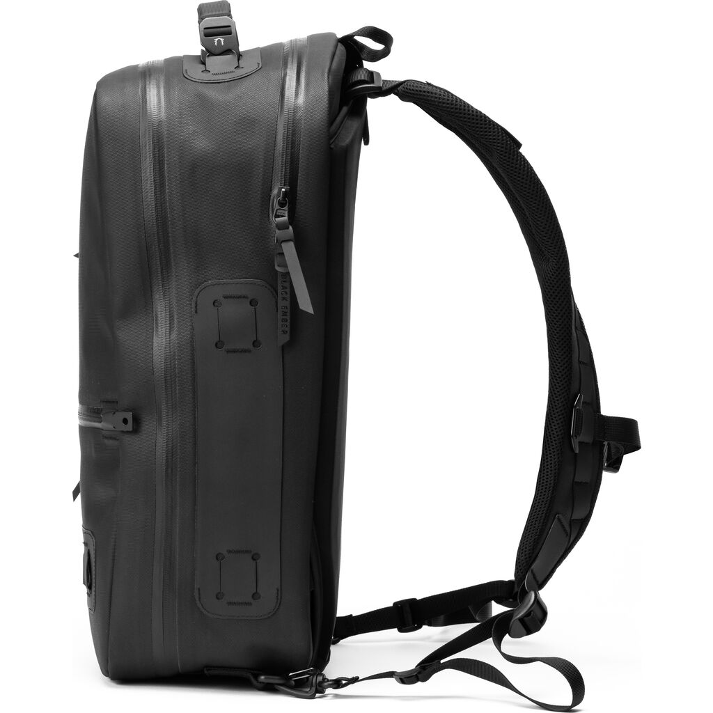 Black Ember Citadel R2 Minimal Backpack in Jet Black – Sportique