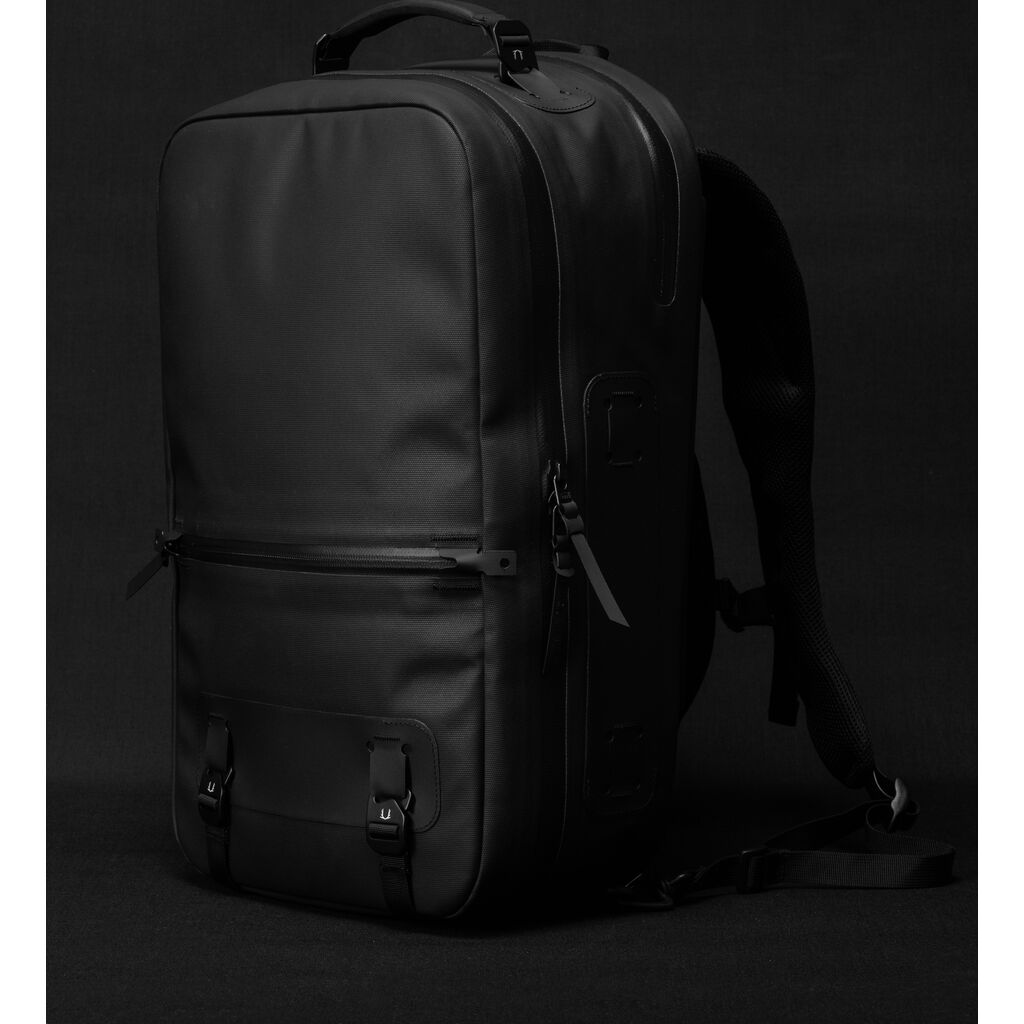 Black Ember Citadel R2 Minimal Backpack in Jet Black – Sportique